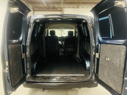 Used 2015 Nissan NV200 SV image 15