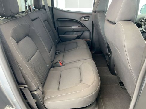 Used 2022 Chevrolet Colorado LT w/ Safety Package image 28