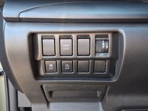 Used 2021 Subaru Forester AWD/4WD image 26