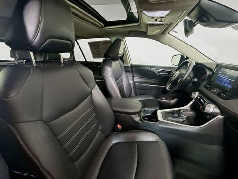 Certified 2022 Toyota RAV4 XLE Premium image 26