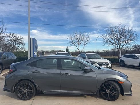 Used 2021 Honda Civic Sport image 2