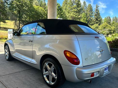 Used 2005 Chrysler PT Cruiser GT FWD image 3