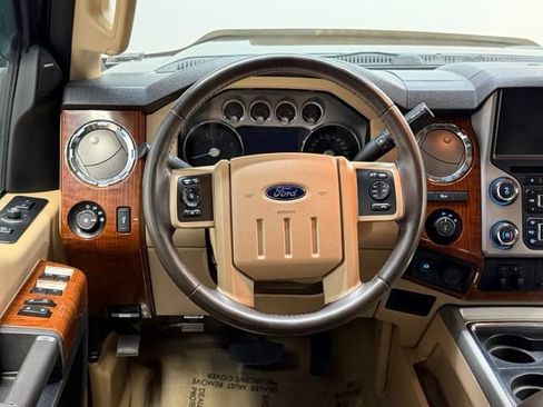 Used 2016 Ford F350 King Ranch w/ King Ranch w/Chrome Package AWD/4WD image 8