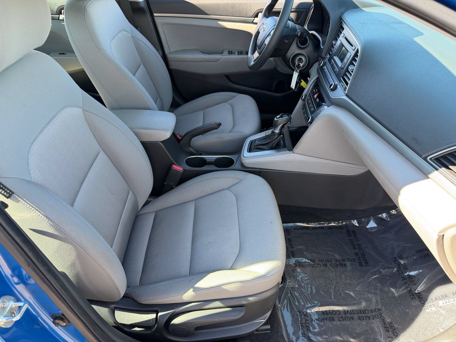 Used 2017 Hyundai Elantra SE FWD image 21