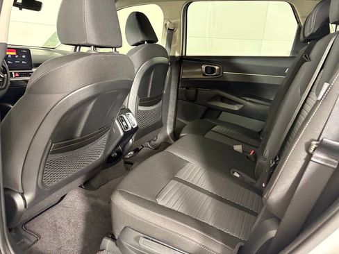 New 2026 Kia Sorento LX image 35