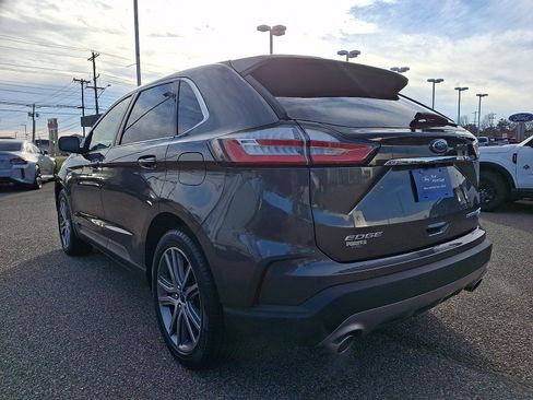 Certified 2019 Ford Edge Titanium w/ Cold Weather Package image 8