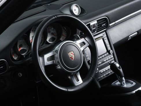 Used 2011 Porsche 911 Carrera GTS RWD image 14