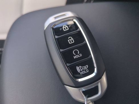 New 2026 Hyundai Venue SEL FWD image 37