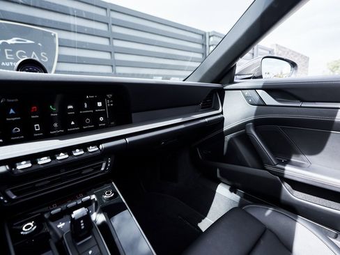 Used 2024 Porsche 911 Targa 4S w/ Premium Package image 72