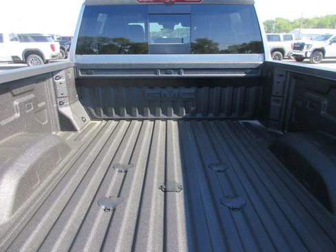 New 2026 GMC Sierra 2500 AT4X AWD/4WD image 6