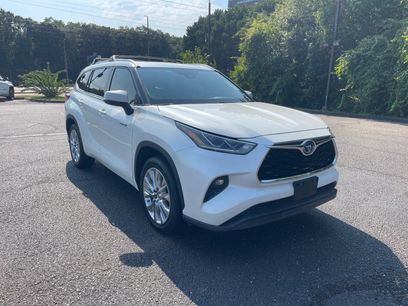 Used 2021 Toyota Highlander Limited