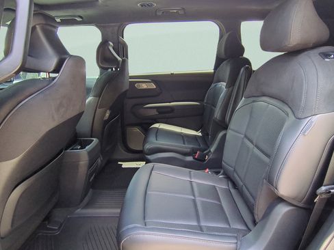 New 2027 Kia Telluride SX Prestige AWD/4WD image 10