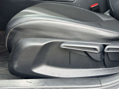 Used 2025 Honda Civic Sport image 15