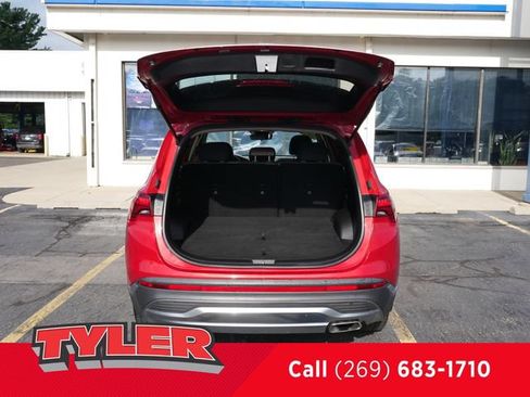 Used 2022 Hyundai Santa Fe SEL AWD/4WD image 16
