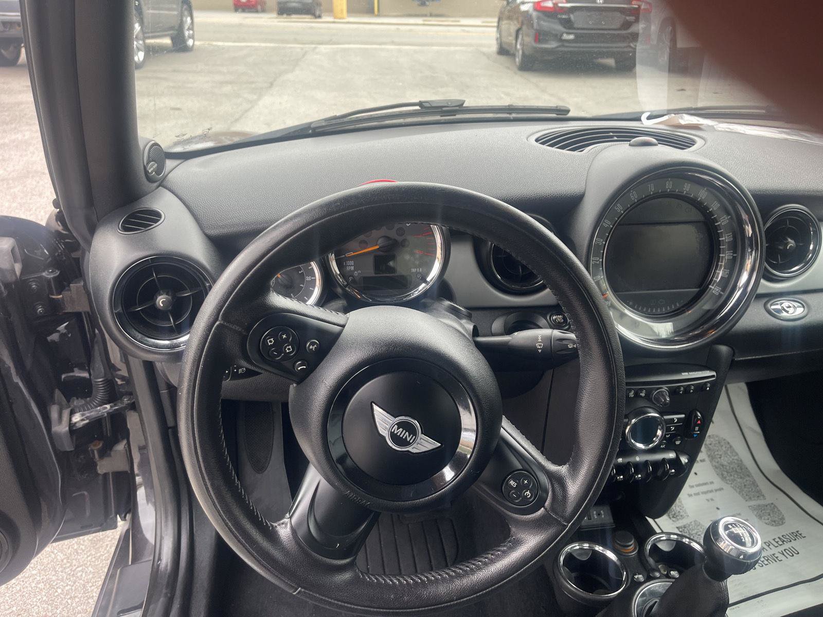 Used 2015 MINI Cooper Convertible FWD image 12