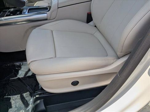 Certified 2025 Mercedes-Benz GLA 250 image 4