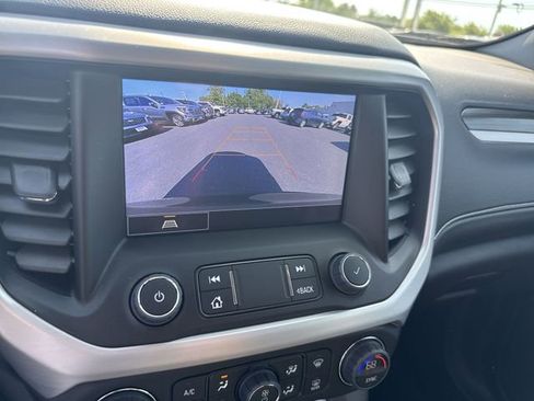 Used 2023 GMC Acadia SLT w/ Elevation Edition AWD/4WD image 15