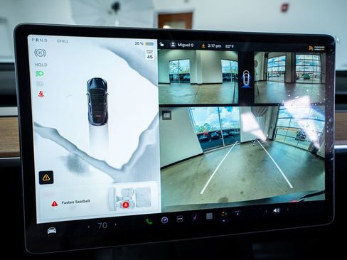 Used 2025 Tesla Model Y Long Range image 42