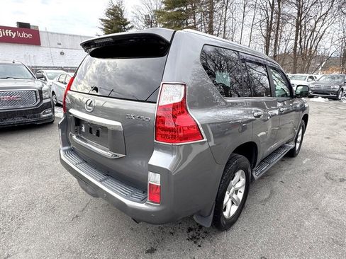 Used 2010 Lexus GX 460 image 4