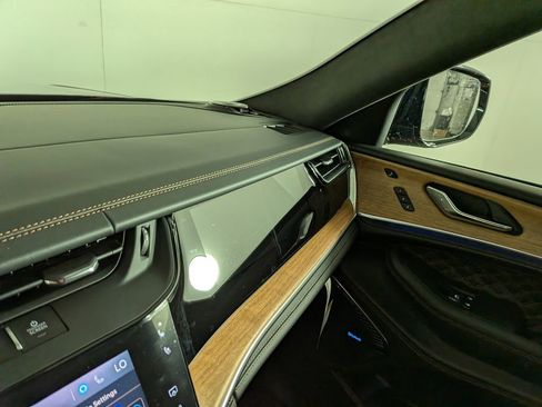 New 2026 Jeep Grand Cherokee L Summit AWD/4WD image 25
