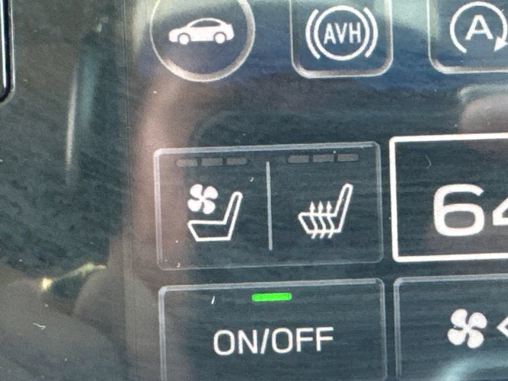 Used 2020 Subaru Outback Touring w/ Popular Package #2 AWD/4WD image 29