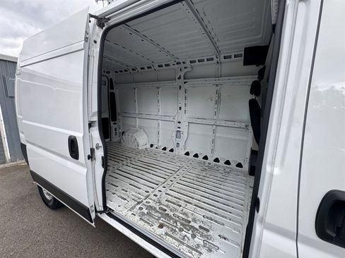 Used 2021 RAM ProMaster 2500 FWD image 13