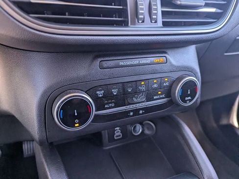 Certified 2025 Ford Escape Active FWD image 30