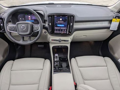 New 2026 Volvo XC40 B4 Plus w/ Climate Package image 11