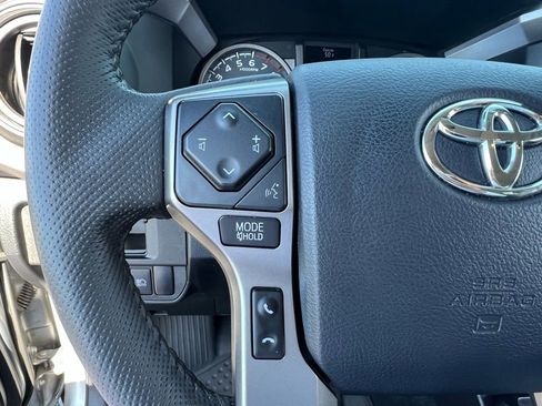 Certified 2019 Toyota Tacoma SR5 image 21