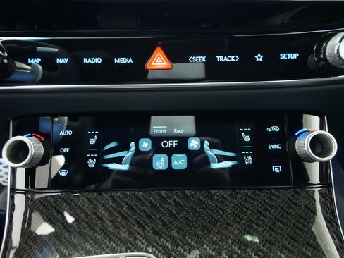 New 2026 Genesis GV70 3.5T Sport Prestige AWD/4WD image 36
