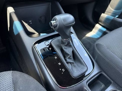 Used 2017 Kia Forte LX FWD image 20