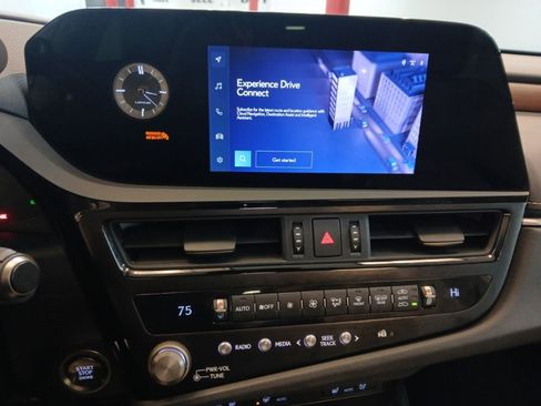 Used 2024 Lexus ES 350 w/ Premium Package FWD image 35