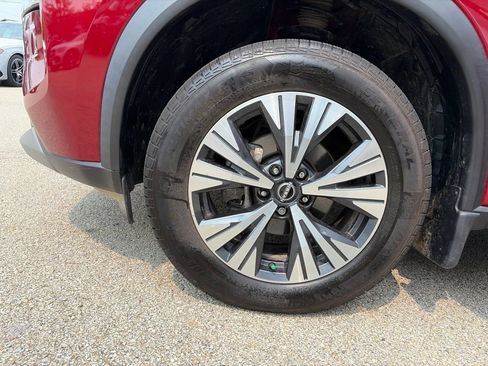 Used 2023 Nissan Rogue SV AWD/4WD image 25
