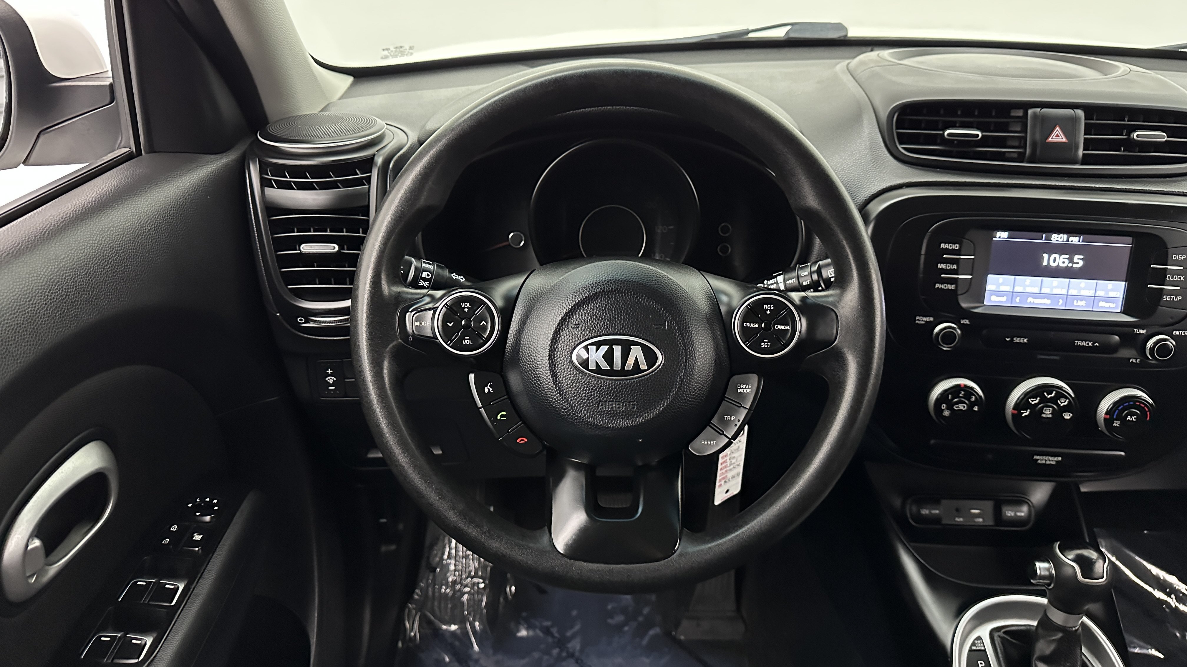 Used 2019 Kia Soul FWD image 26