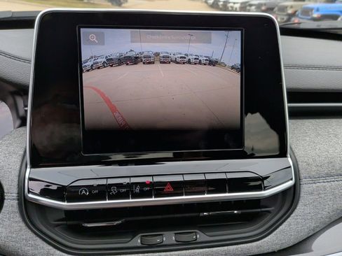 New 2026 Jeep Compass Latitude image 23