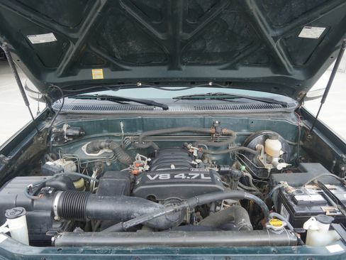 Used 2005 Toyota Tundra SR5 AWD/4WD image 25