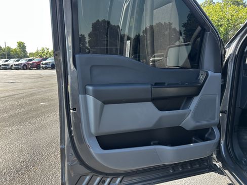 Used 2024 Ford F150 XL w/ Equipment Group 103A High RWD image 11