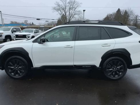 Certified 2025 Subaru Outback Onyx Edition image 5