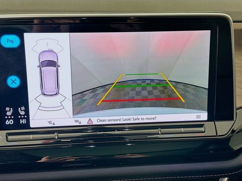 Used 2024 Volkswagen Atlas SE image 13