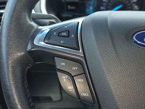 Used 2018 Ford Edge Titanium w/ Technology Package AWD/4WD image 27