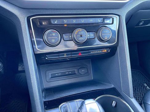 Used 2022 Volkswagen Atlas SE image 26