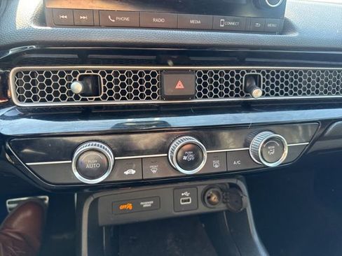 Used 2023 Honda Civic Sport image 30