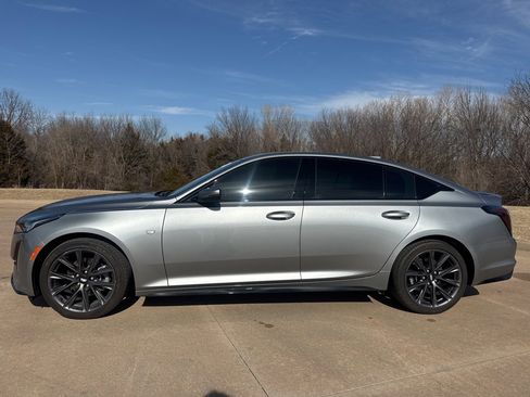 Used 2024 Cadillac CT5 Sport image 2