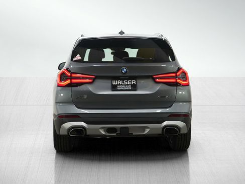 Used 2023 BMW X3 xDrive30i w/ Premium Package w/ZPA image 4
