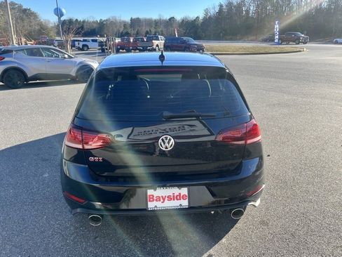 Used 2019 Volkswagen GTI SE image 17