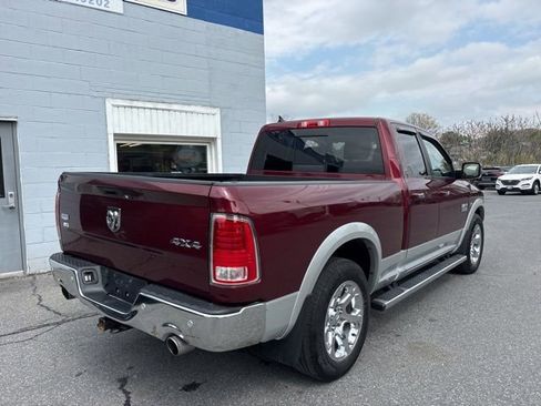 Used 2017 RAM 1500 Laramie w/ Convenience Group AWD/4WD image 5