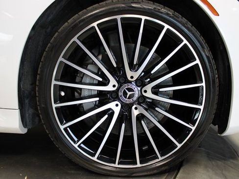 Used 2024 Mercedes-Benz S 580 4MATIC Sedan image 47