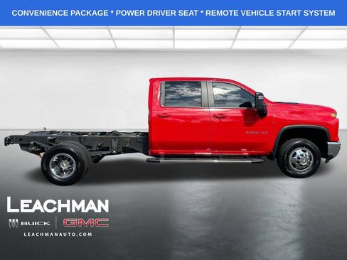 Used 2024 Chevrolet Silverado 3500 LT w/ Convenience Package image 2