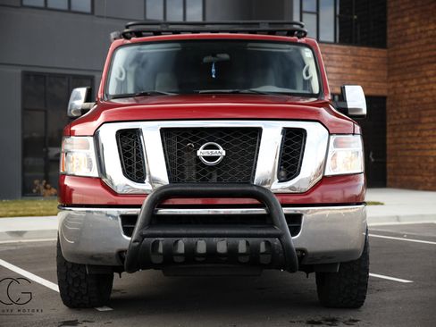 Used 2020 Nissan NV 3500 SV image 20
