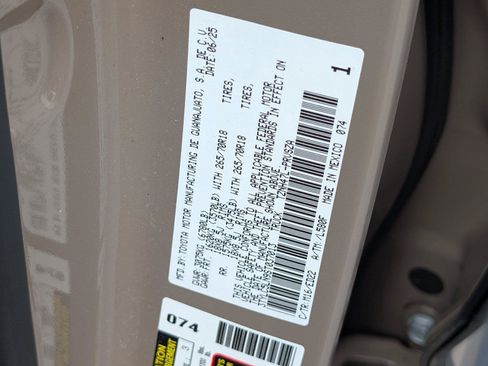 Used 2025 Toyota Tacoma TRD Pro AWD/4WD image 14